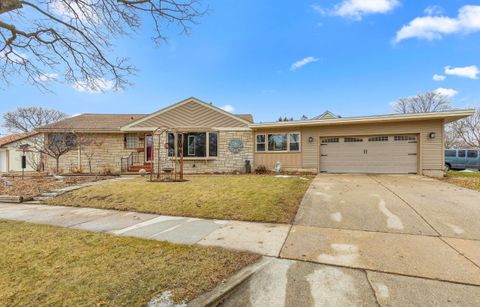 Photo of 3009 S 74th St, West Allis, WI 53219 (MLS # 1950663)
