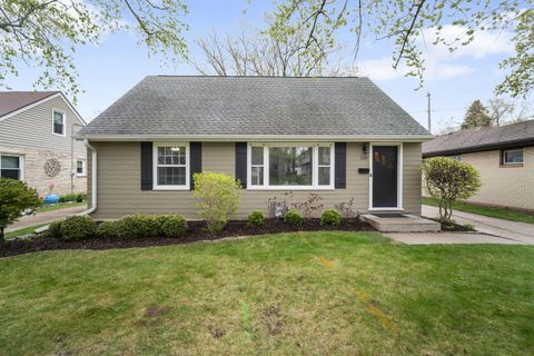 Photo of 210 N 90th St, Milwaukee, WI 53226 (MLS # 1960246)
