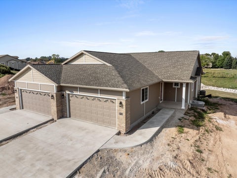 Photo of 1920 Ravenswood Ln, Manitowoc, WI 54220 (MLS # 1978981)