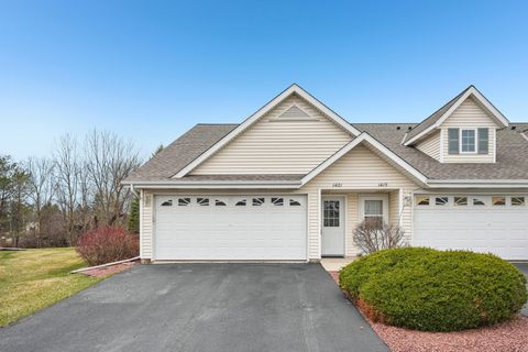 Photo of 1421 Watercress Cir, West Bend, WI 53095 (MLS # 1957148)