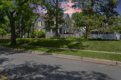 Photo of 2005 State St, La Crosse, WI 54601 (MLS # 1969086)