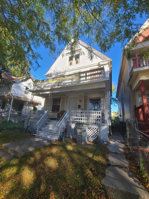 Photo of 3126 N Palmer St, Milwaukee, WI 53212 (MLS # 1938335) Photo of 3126 N Palmer St, Milwaukee, WI 53212 (MLS # 1938335)