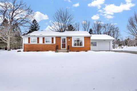 Photo of W150S6441 Spring Ln, Muskego, WI 53150 (MLS # 1949765)