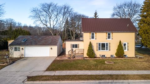 Photo of 2903 Wilgus Ave, Sheboygan, WI 53081 (MLS # 1953564)
