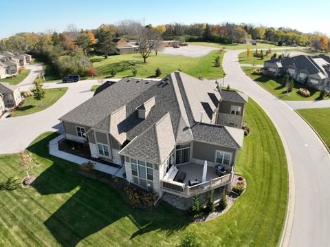 Photo of 4335 Nighthawk Trl, Brookfield, WI 53005 (MLS # 1942116)