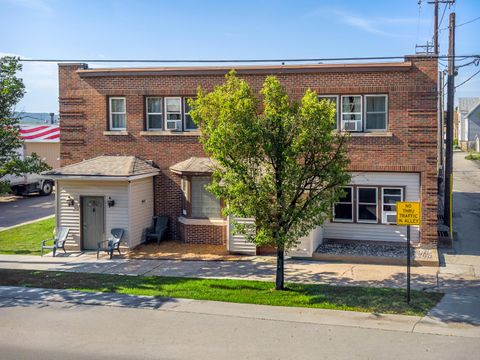 Photo of 415 Market St, La Crosse, WI 54601 (MLS # 1965181)