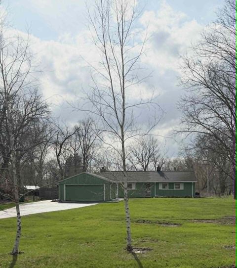 Photo of 11309 N Parkview Dr, Mequon, WI 53092 (MLS # 1958357)