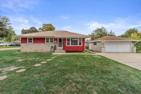 Photo of 8030 W Thurston Ave, Milwaukee, WI 53218 (MLS # 1939607)