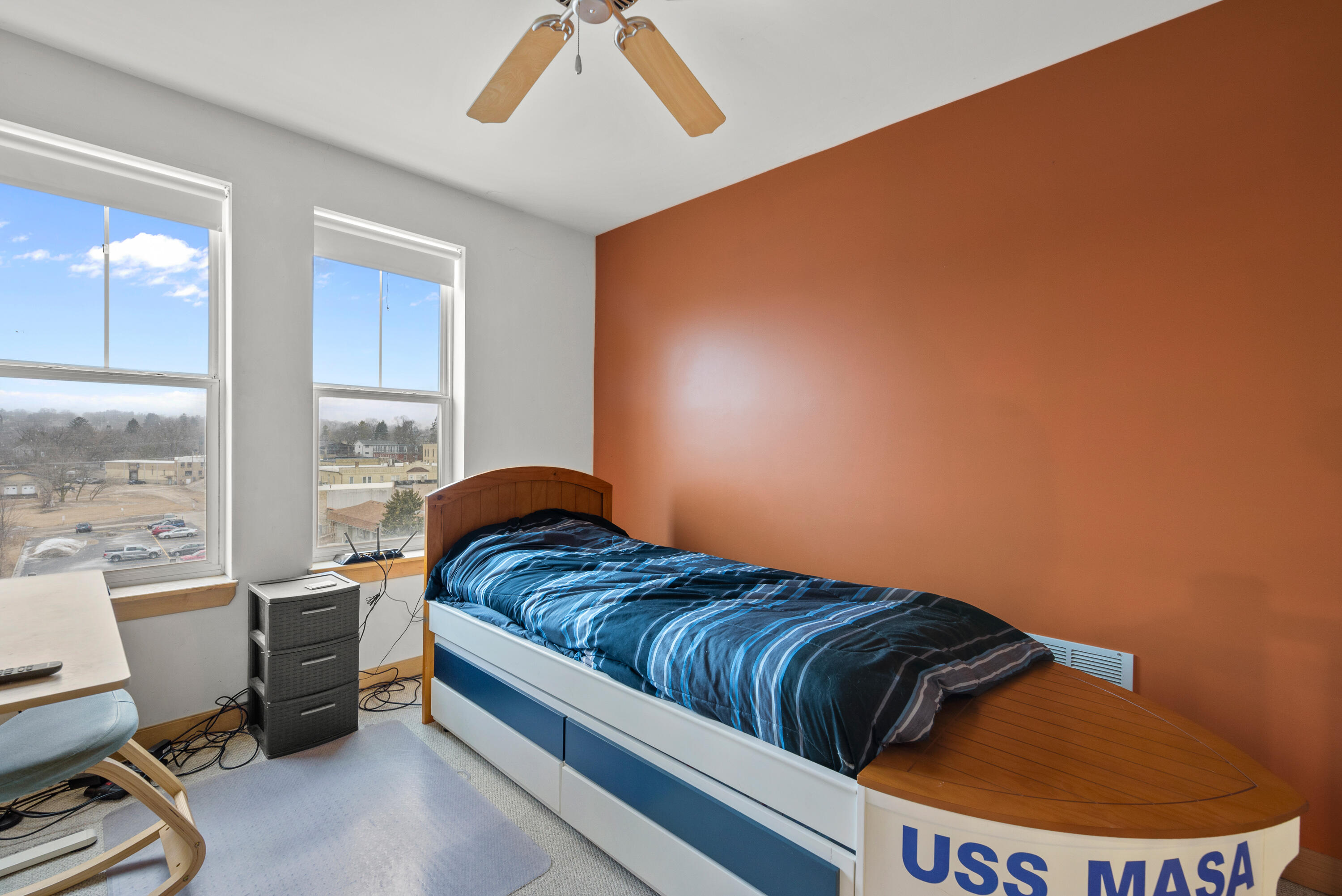 Port Washington, Wisconsin 53074, United States, 1 Bedroom Bedrooms, ,2 BathroomsBathrooms,Residential,Active,84934