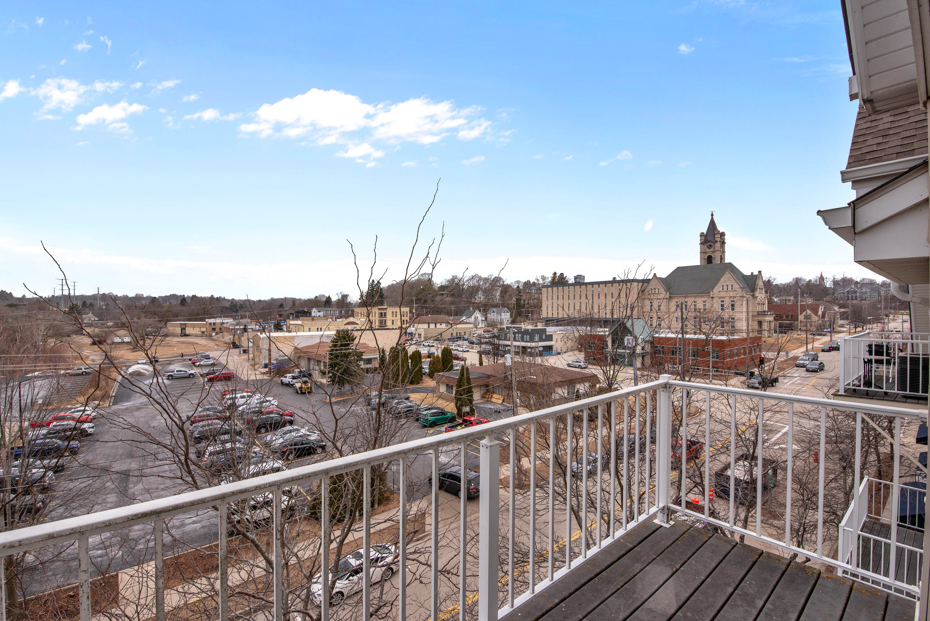 Port Washington, Wisconsin 53074, United States, 1 Bedroom Bedrooms, ,2 BathroomsBathrooms,Residential,Active,84934