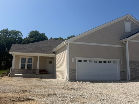 Photo of 8555 Summit Pl, Pleasant Prairie, WI 53158 (MLS # 1976748)