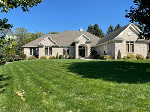 Photo of W216N5564 Adamdale Dr, Menomonee Falls, WI 53051 (MLS # 1925277)