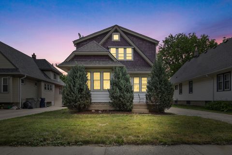Photo of 2766 N 61st St, Milwaukee, WI 53210 (MLS # 1965804)
