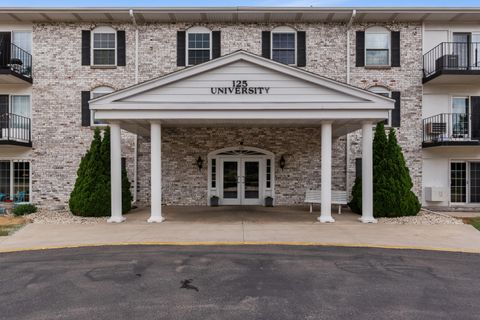 Photo of 125 N University Dr, West Bend, WI 53095 (MLS # 1966408)