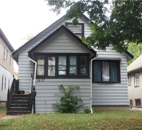 Photo of 3427 N Palmer St, Milwaukee, WI 53212 (MLS # 1957556)