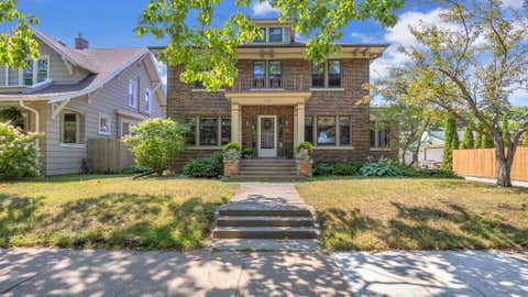 Photo of 413 Lincoln Ave, Sheboygan, WI 53081 (MLS # 1975072)