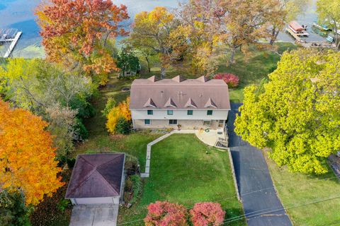 Photo of 5812 N River Bay Rd, Waterford, WI 53185 (MLS # 1941485)