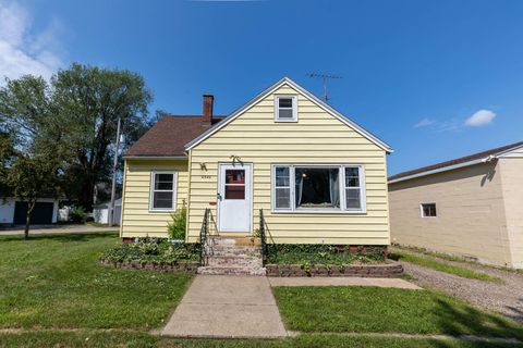 Photo of 2520 15th Pl S, La Crosse, WI 54601 (MLS # 1973472)