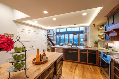 Photo of 215 E Pleasant St, Oconomowoc, WI 53066 (MLS # 1953592)