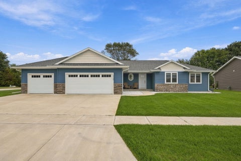Photo of 3137 Horton St, Holmen, WI 54636 (MLS # 1983031)
