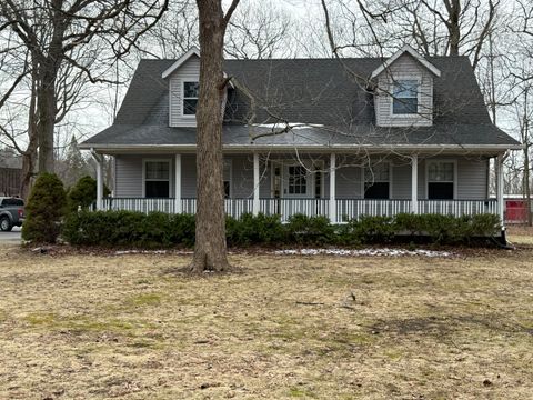 Photo of 715 12th St, Somers, WI 53140 (MLS # 1954810)