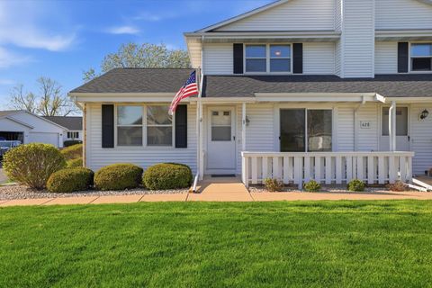 Photo of 628 Westbury Ln, Delavan, WI 53115 (MLS # 1959172)