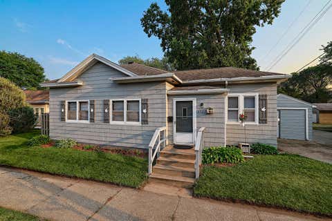 Photo of 612 Gould St, La Crosse, WI 54603 (MLS # 1973866)