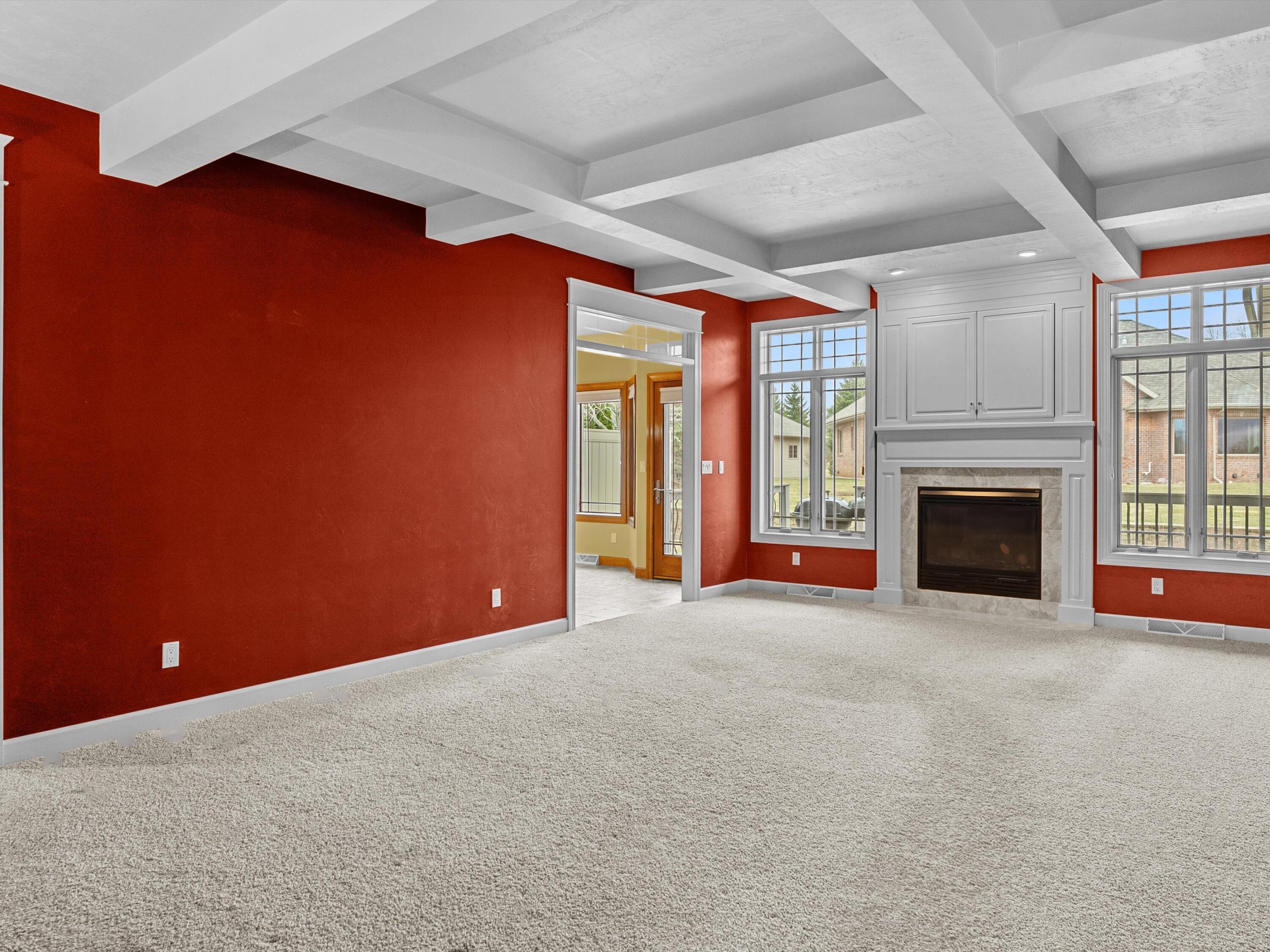 Manitowoc, Wisconsin 54220, United States, 3 Bedrooms Bedrooms, ,3 BathroomsBathrooms,Residential,Pending,103001