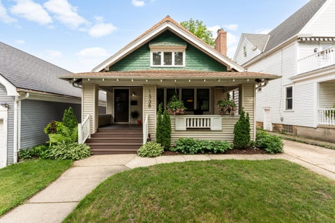 Photo of 1538 N 70th St, Wauwatosa, WI 53213 (MLS # 1966013)