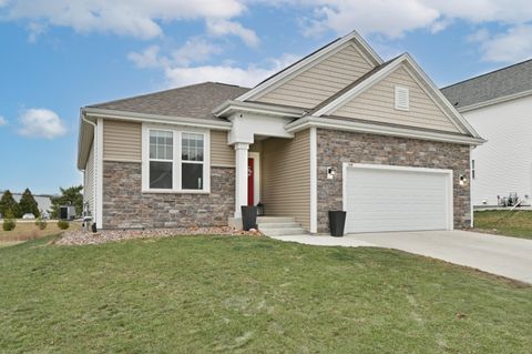 Photo of 704 River Ridge Dr, Waterford, WI 53185 (MLS # 1945705)