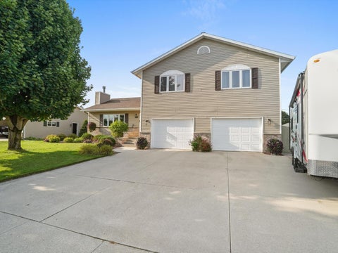 Photo of 2810 44th St, Two Rivers, WI 54241 (MLS # 1976553)