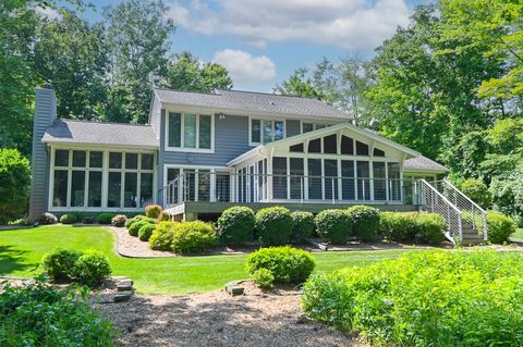 Photo of 4328 High Point Beach Rd, Port Washington, WI 53074 (MLS # 1928096)