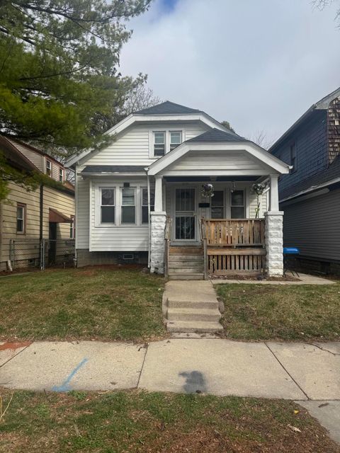 Photo of 4232 W Auer Ave, Milwaukee, WI 53216 (MLS # 1955875)
