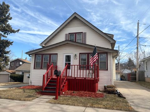 Photo of 316 S 71st St, Milwaukee, WI 53214 (MLS # 1951898)