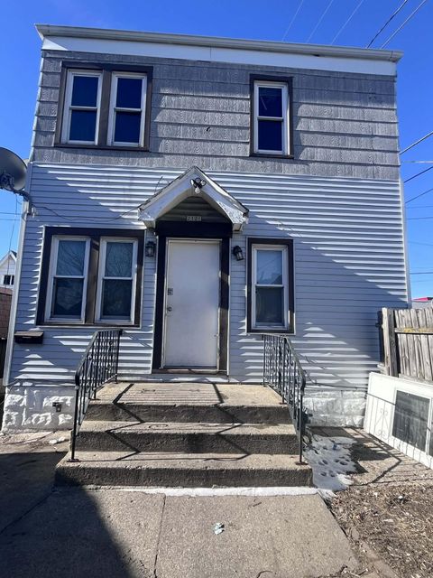 Photo of 2321 S 12t St S, Milwaukee, WI 53215 (MLS # 1958798)