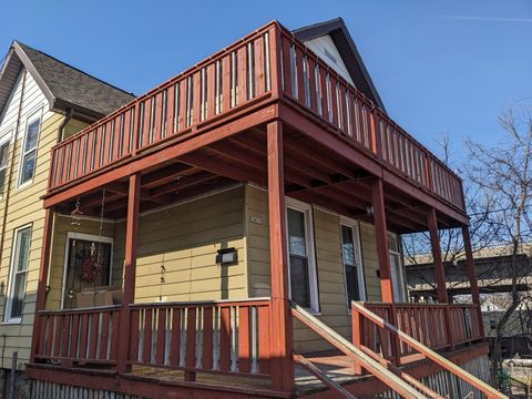 Photo of 3419 W Pierce St, Milwaukee, WI 53215 (MLS # 1913789)