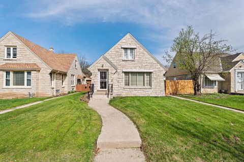 Photo of 3764 N 54th Blvd, Milwaukee, WI 53216 (MLS # 1915080)
