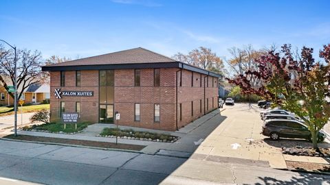 Photo of 10607 W Oklahoma Ave, West Allis, WI 53227 (MLS # 1951473)