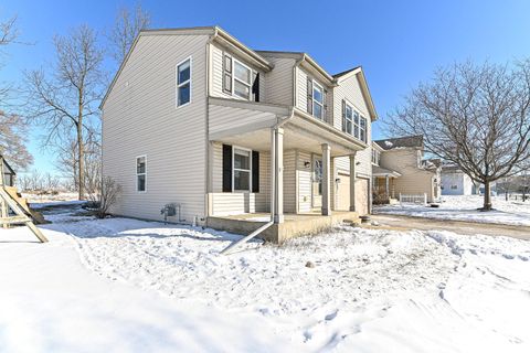 Photo of 324 W Hidden Trl, Elkhorn, WI 53121 (MLS # 1948822)
