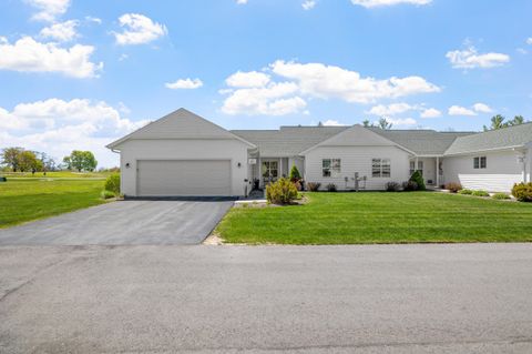 Photo of 530 Otto Way, Elkhart Lake, WI 53020 (MLS # 1963015)