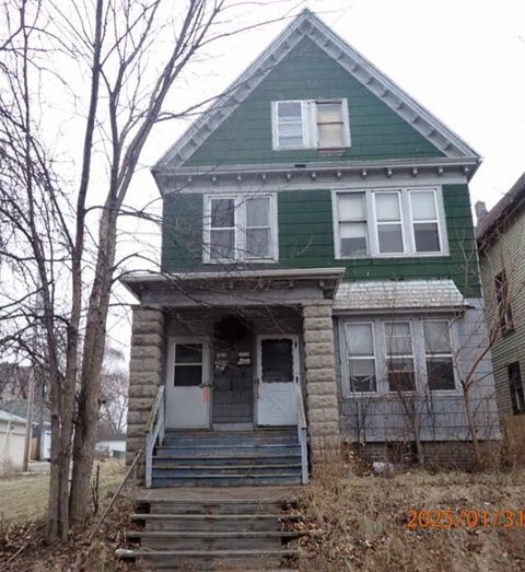 Photo of 1232 N 24th St, Milwaukee, WI 53205 (MLS # 1947191)