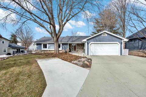 Photo of 7900 W Drexel Ave, Franklin, WI 53132 (MLS # 1953734)