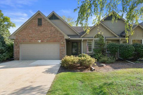 Photo of 18705 Follett Dr, Brookfield, WI 53045 (MLS # 1936955)
