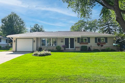 Photo of W173N9513 Joper Rd, Menomonee Falls, WI 53051 (MLS # 1926912)