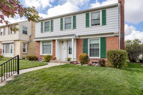 Photo of 1665 S 52nd St, West Milwaukee, WI 53214 (MLS # 1951598)