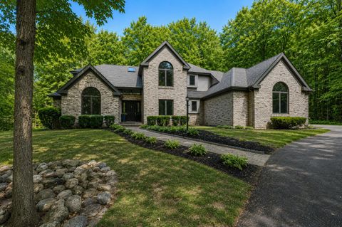 Photo of W5971 Pheasant Ln, Plymouth, WI 53073 (MLS # 1964973)