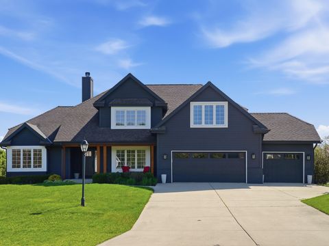 Photo of W126N6432 Willow Ct, Menomonee Falls, WI 53051 (MLS # 1962567)