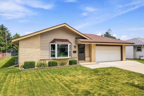 Photo of 6112 S Indiana Ave, Cudahy, WI 53110 (MLS # 1971151)