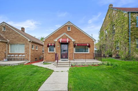 Photo of 5359 N 33rd St, Milwaukee, WI 53209 (MLS # 1961697)