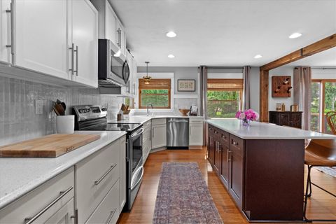 Photo of 1280 Harvey Ave, Brookfield, WI 53005 (MLS # 1921880)